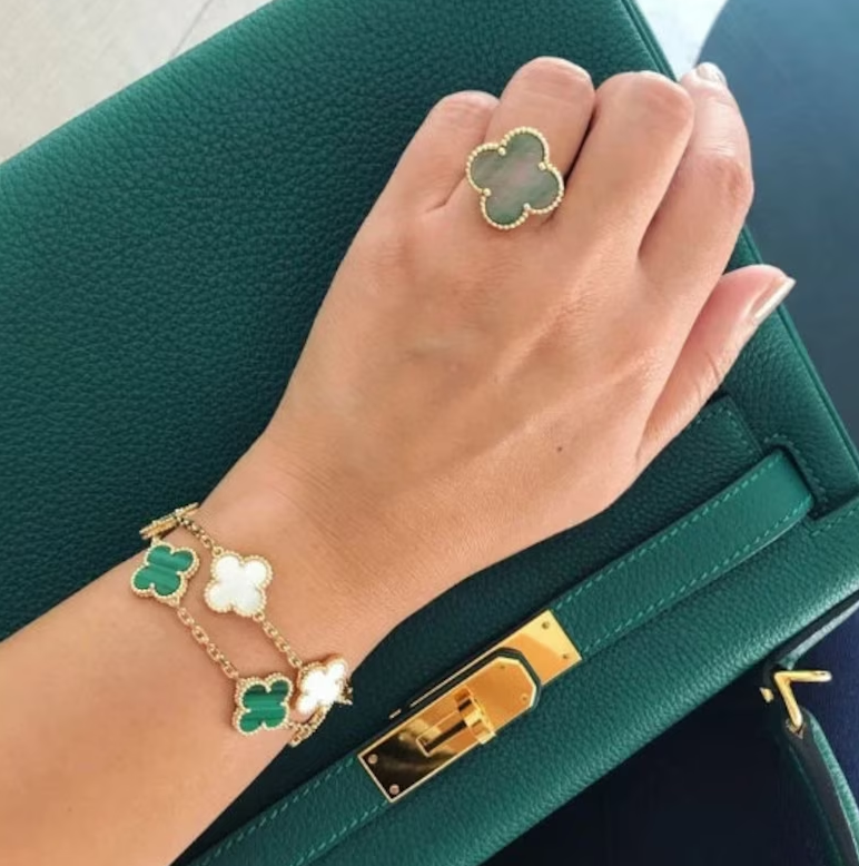 Marie-Louise – Exklusives goldenes Kleeblatt-Armband