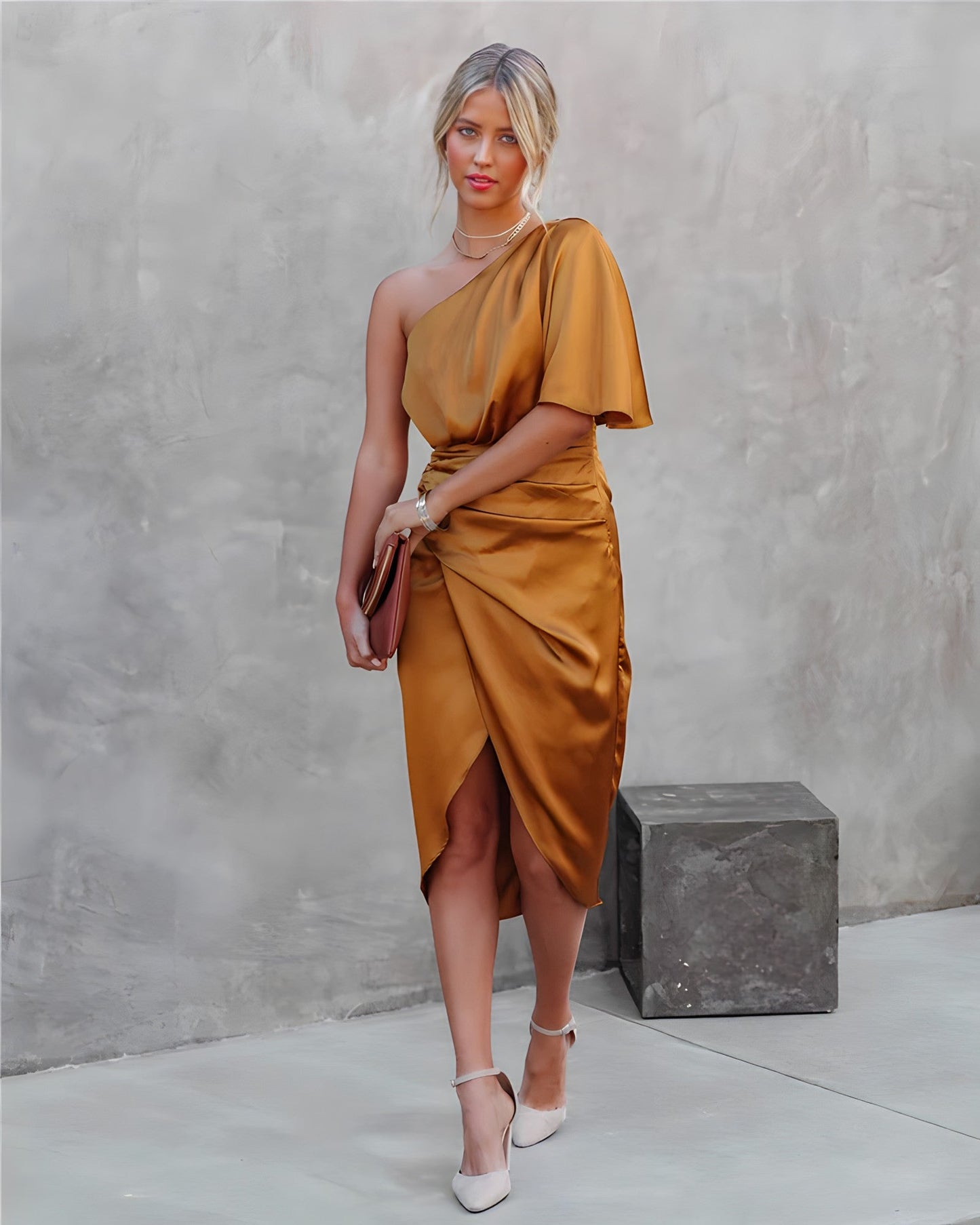 Sophie – Elegantes Abendkleid mit One-Shoulder-Design