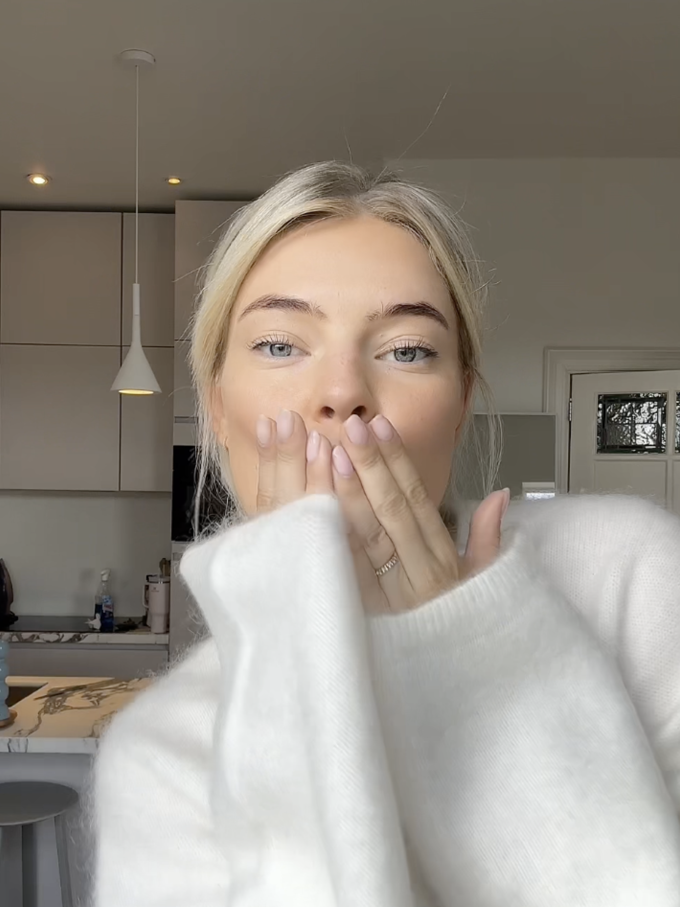 Tessa – Trendiger Rollkragenpullover mit halbem Rollkragen