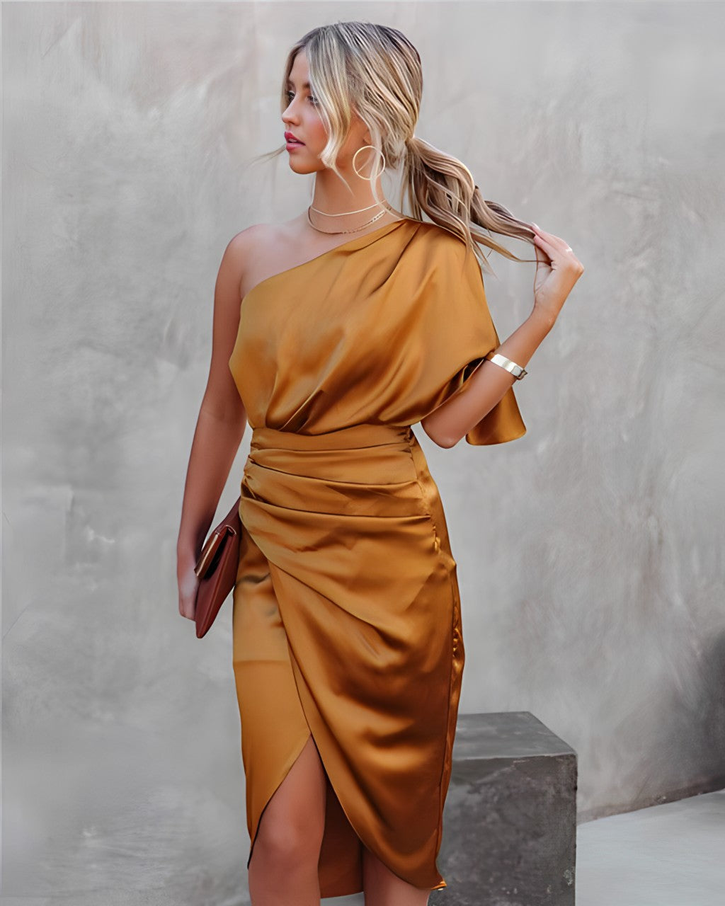 Sophie – Elegantes Abendkleid mit One-Shoulder-Design